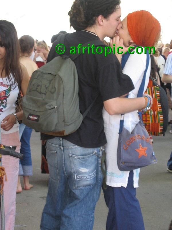 ../Images/AfricaFestival-27-28May05 105.jpg